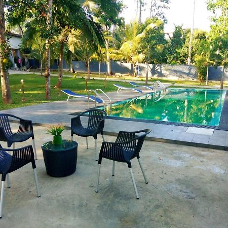 Temple Pond Villa Colombo Piliyandala Buitenkant foto